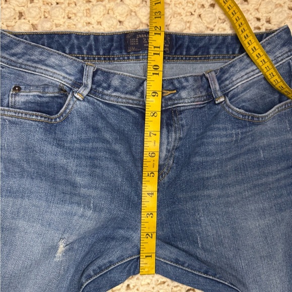 Zara Women's Blue Distressed Jeans.            #24 - Picture 7 of 13